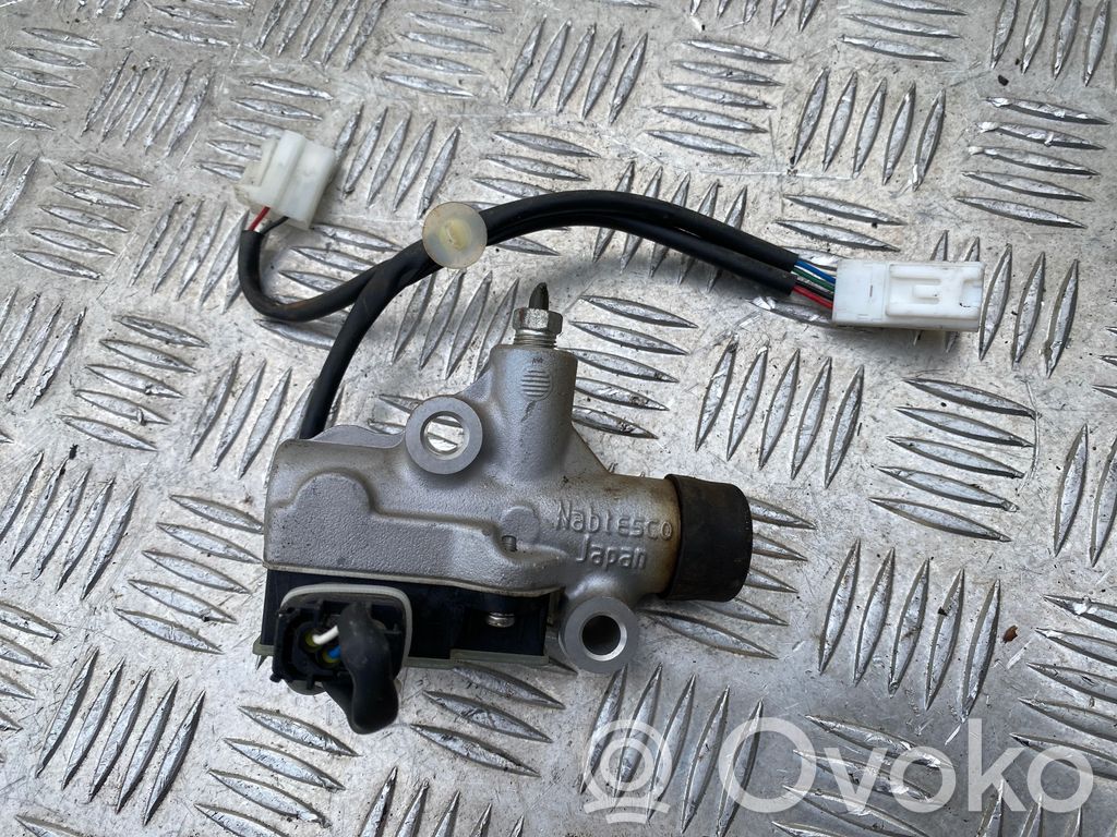 Subaru Legacy Cilindro maestro de embrague 