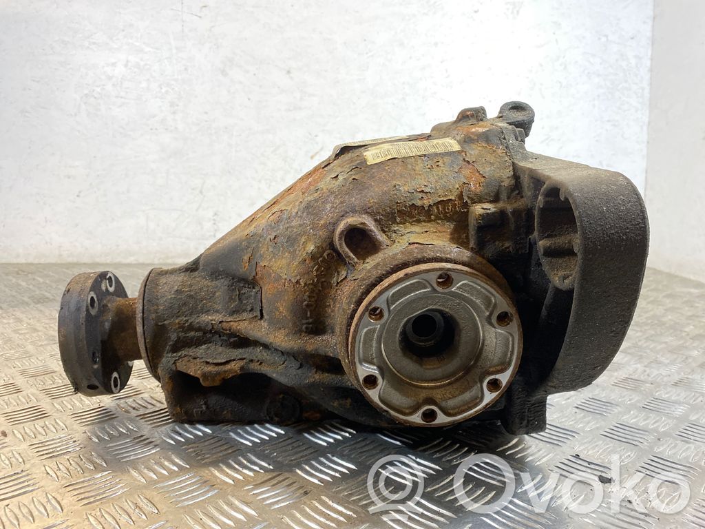 BMW 5 E39 Galinis reduktorius 