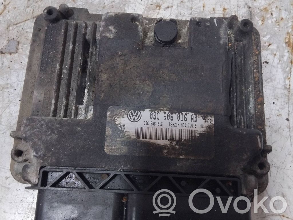 Volkswagen Eos Variklio valdymo blokas 
