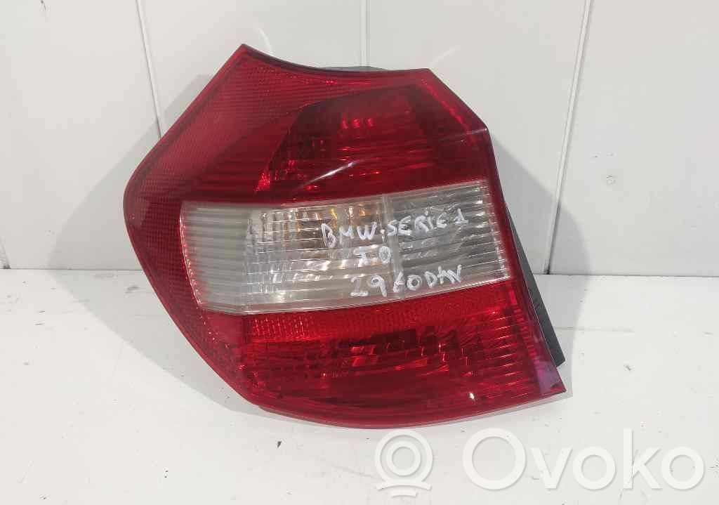 Rear/tail lights   692450106