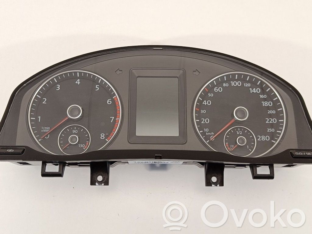 Volkswagen Scirocco Geschwindigkeitsmesser Cockpit 