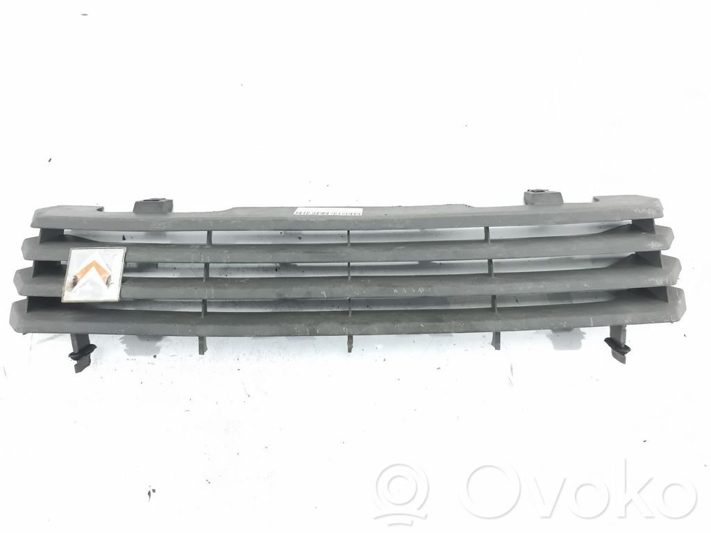 Citroen C15 Grilă față 