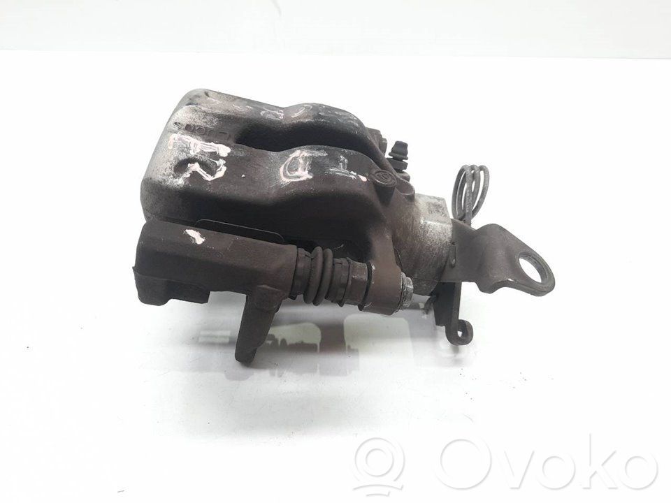 Alfa Romeo 147 Bremžu kluču skavas (aizmugurē) 