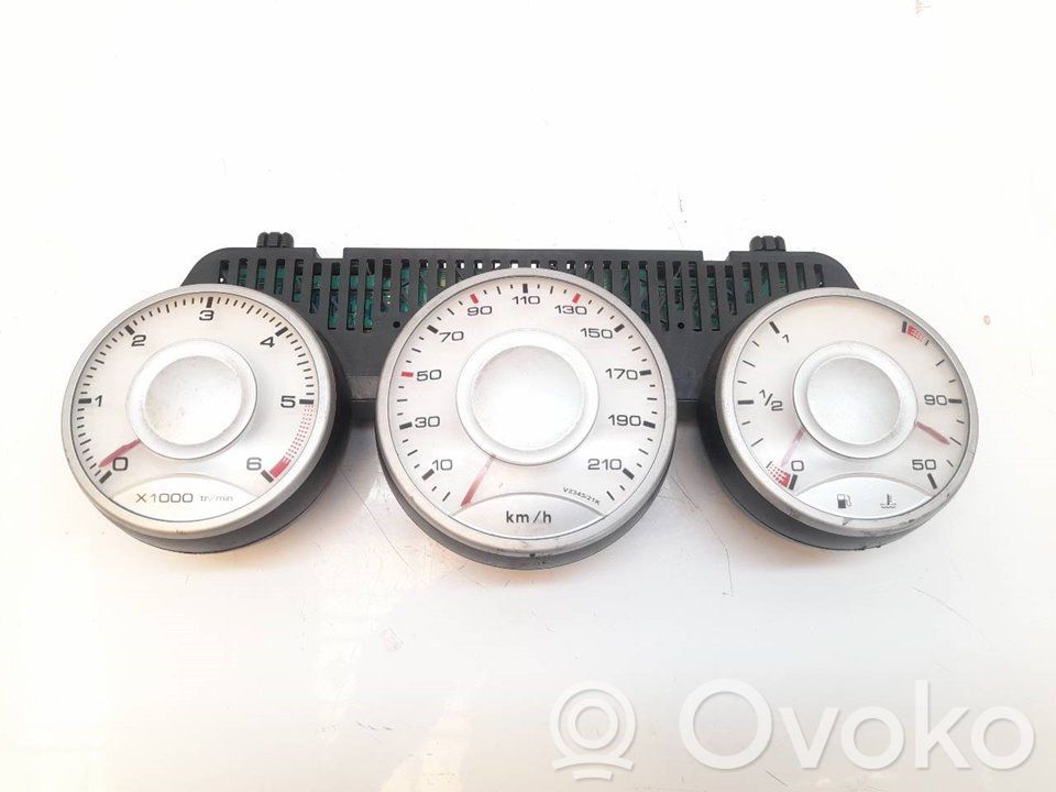 Citroen C8 Speedometer (instrument cluster) 