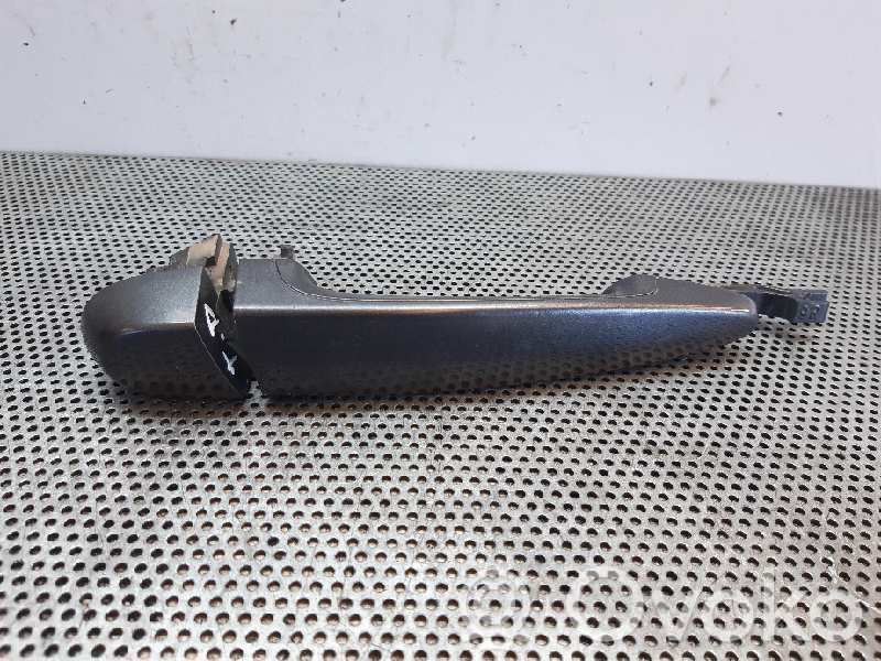 Rear door exterior handle   E9XR4