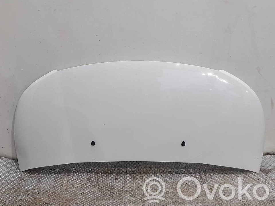 Couvercle, capot moteur