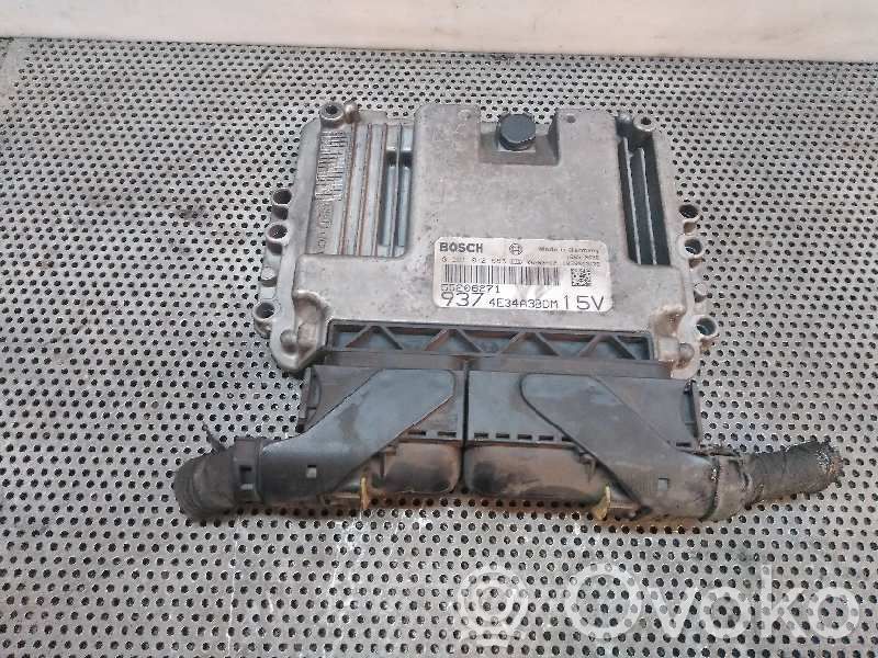 Engine control unit/module   0281012883,55206271