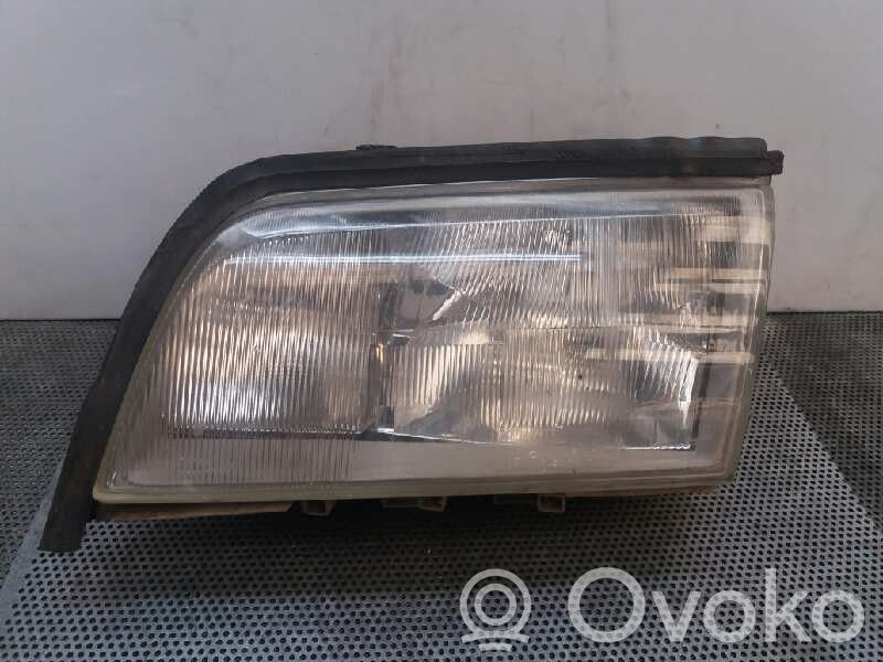 Mercedes-Benz C W202 Faro/fanale