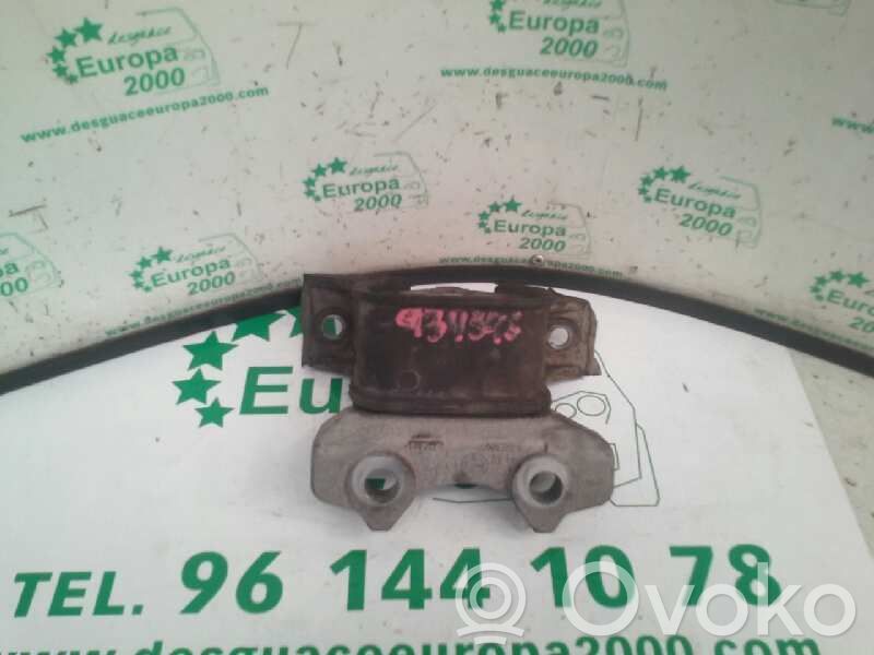 Engine mount bracket   9227880,9227881,9227881