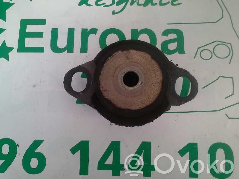 Renault Clio II Suport cutie viteze 