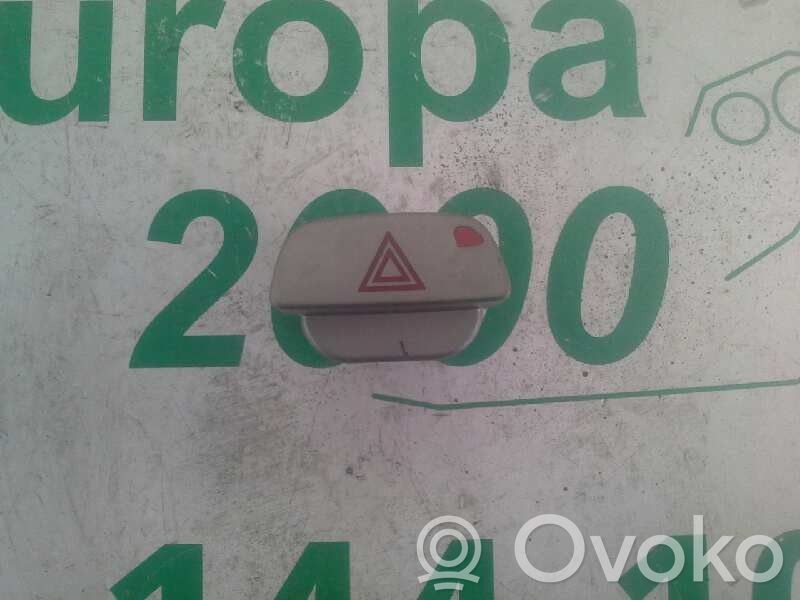 Botón interruptor de luz de peligro   8M5T13A350AA
