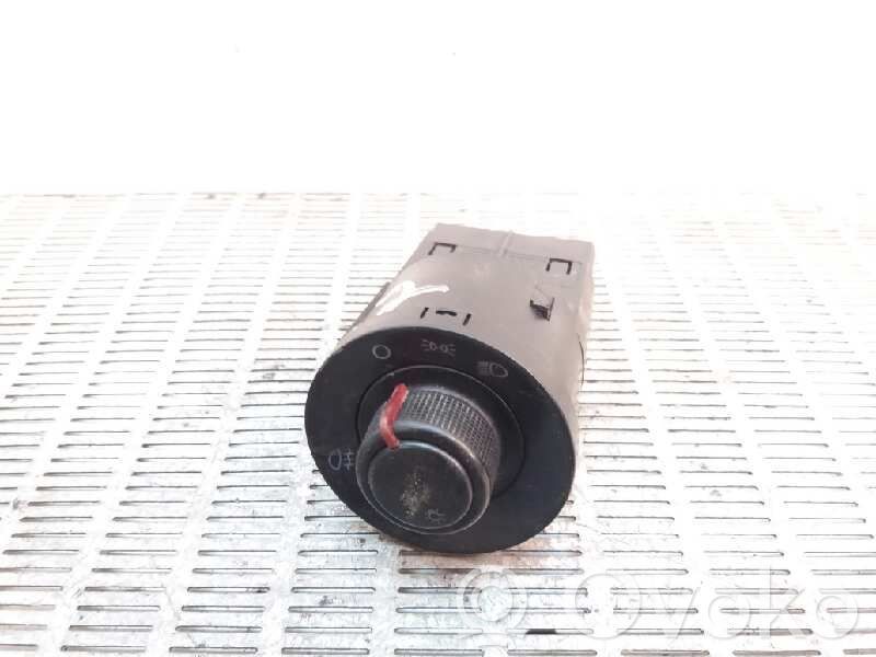 Interruptor de control del panel de luces   6H0941531D