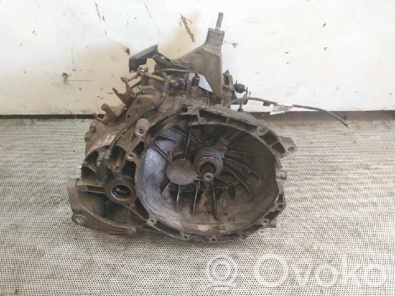Ford Mondeo Mk III Cutie viteze manuală cu 5 trepte 