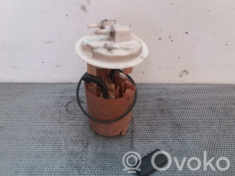 Pompe à carburant   9633294680
