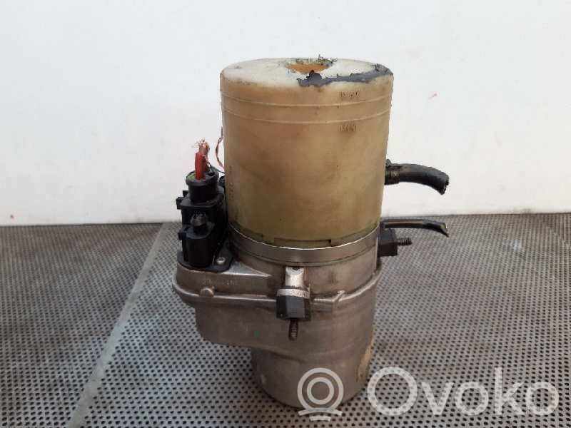 Power steering pump