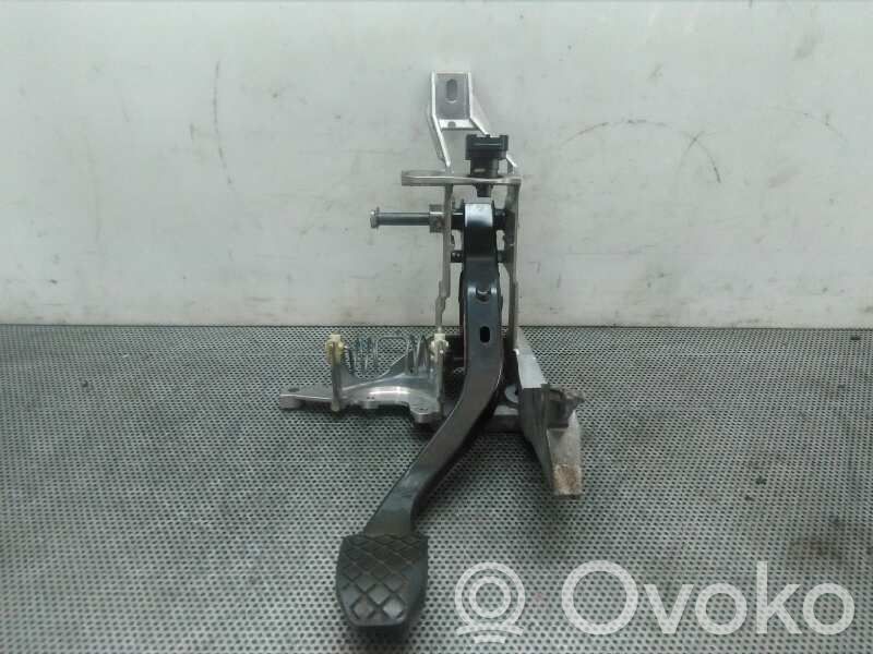 Volkswagen Passat Alltrack Pedal de freno 