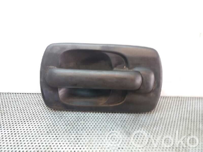 Manecilla externa puerta delantera