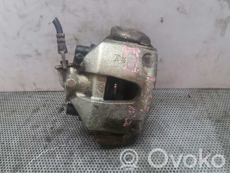 Front brake caliper   30104