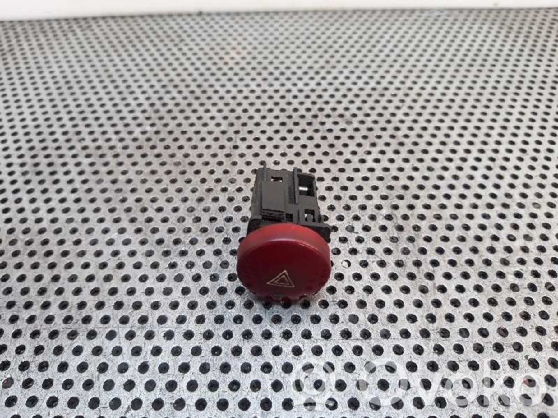 Botón interruptor de luz de peligro   9644845777