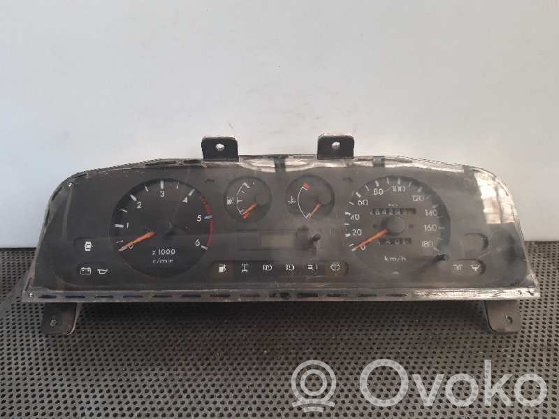 Speedometer (instrument cluster)