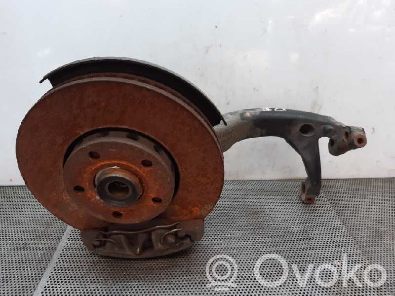 Audi A4 S4 B5 8D Fuso a snodo con mozzo ruota anteriore
