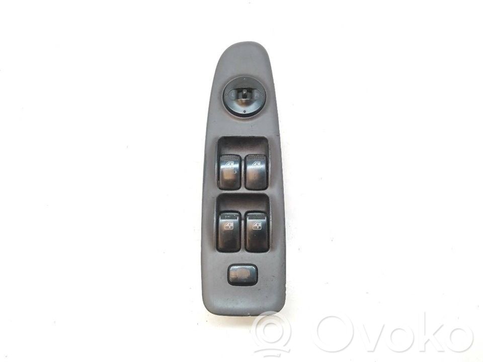 Hyundai Elantra Interruptor del elevalunas eléctrico 
