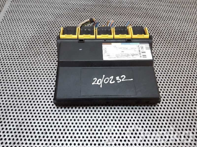 Ford Focus Door central lock control unit/module 