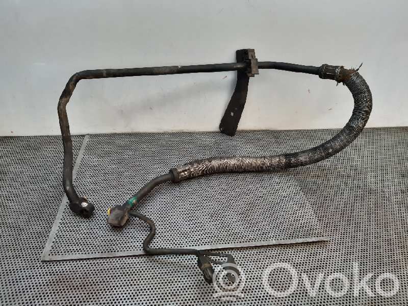 Air conditioning (A/C) pipe/hose