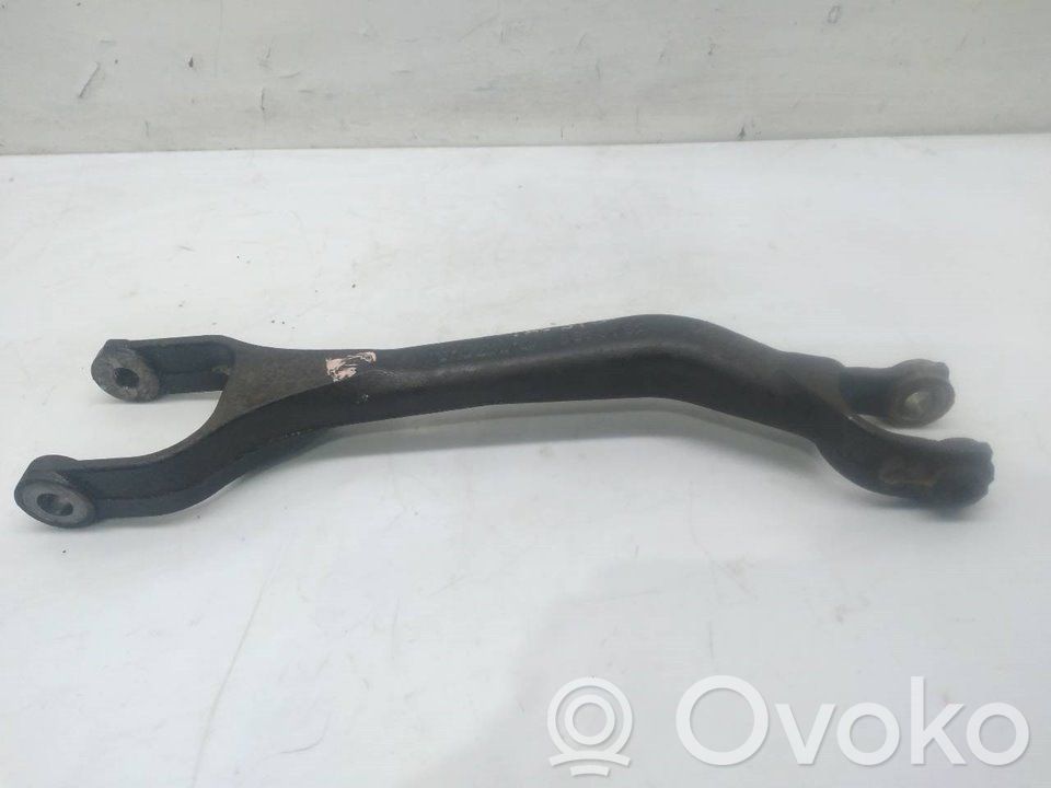 Rear control arm   8630782