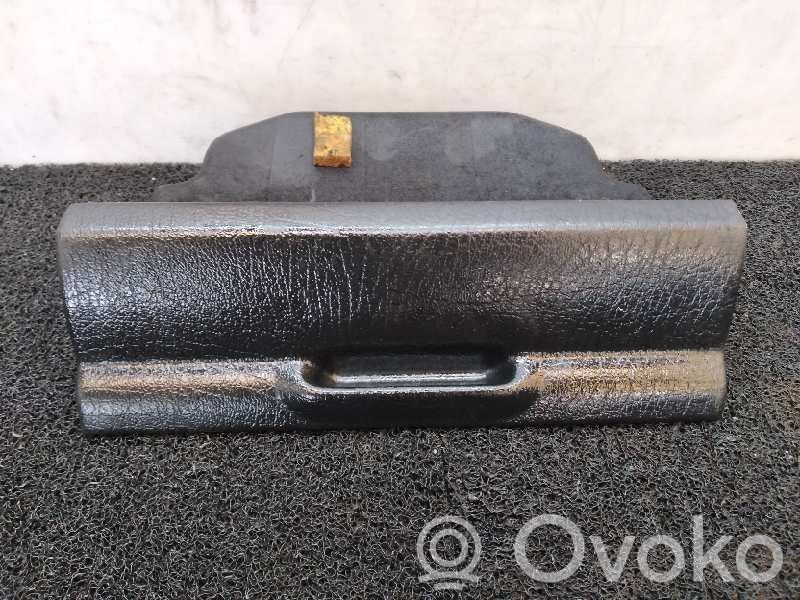 Seat Toledo I (1L) Vano portaoggetti