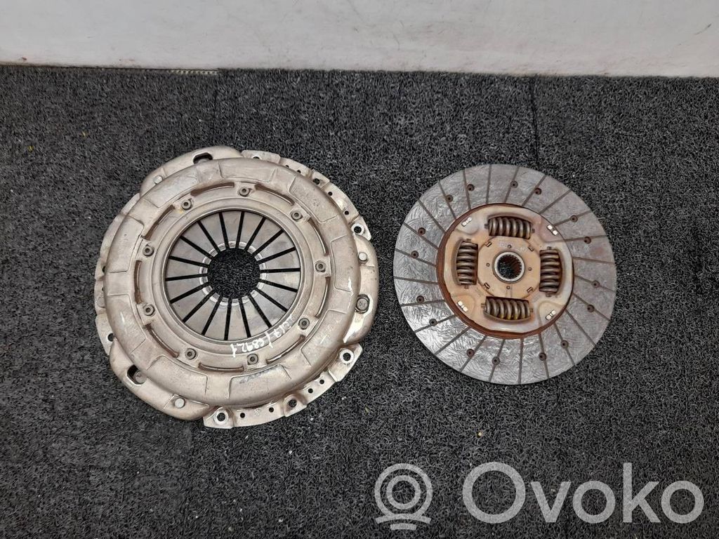 Hyundai H-1, Starex, Satellite Kit d'embrayage