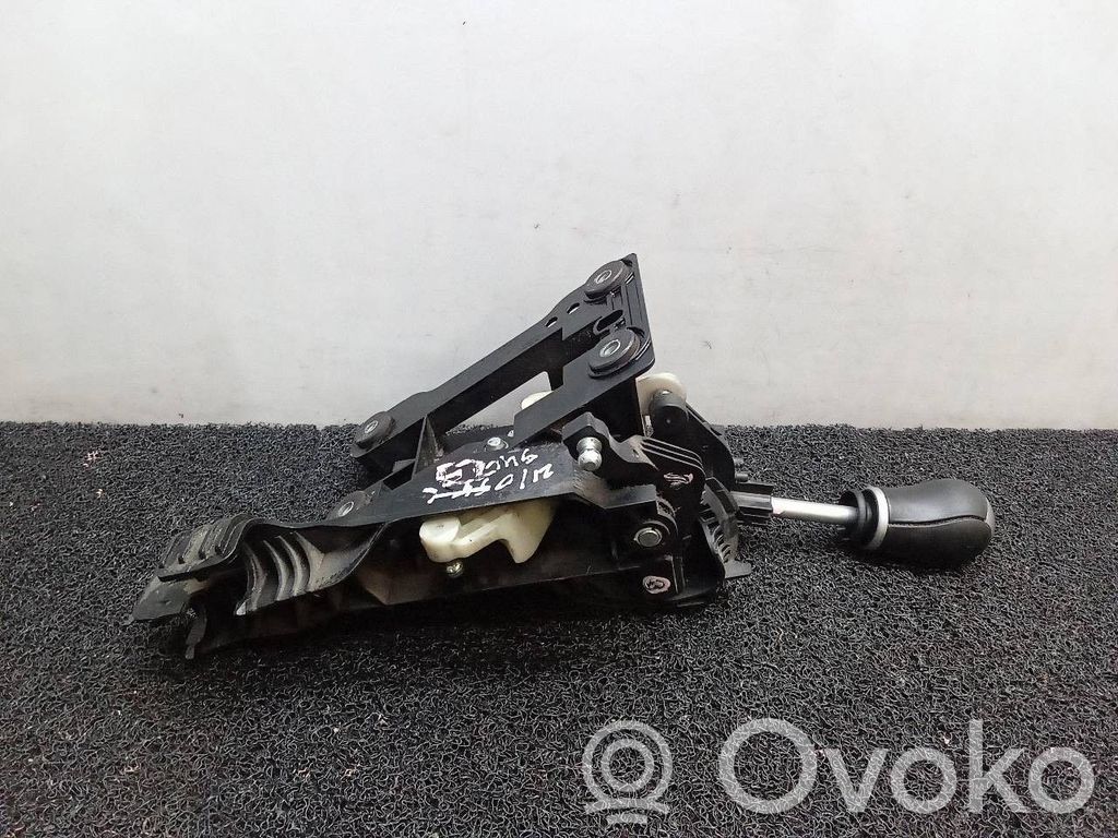 Commodo, commande essuie-glace/phare   6C1R7C453DB