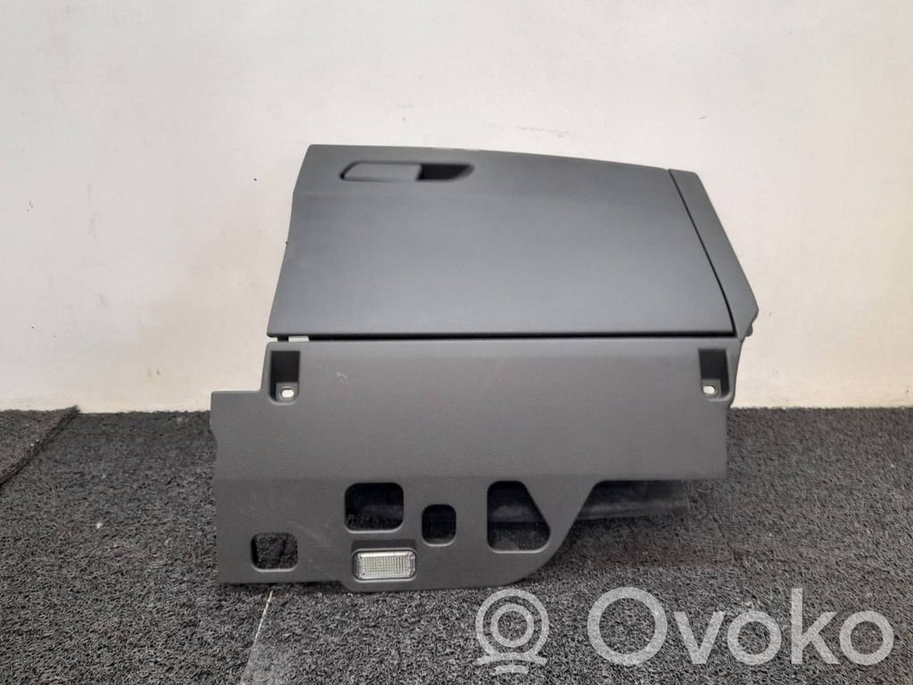Guantera   8W1857035B6PS