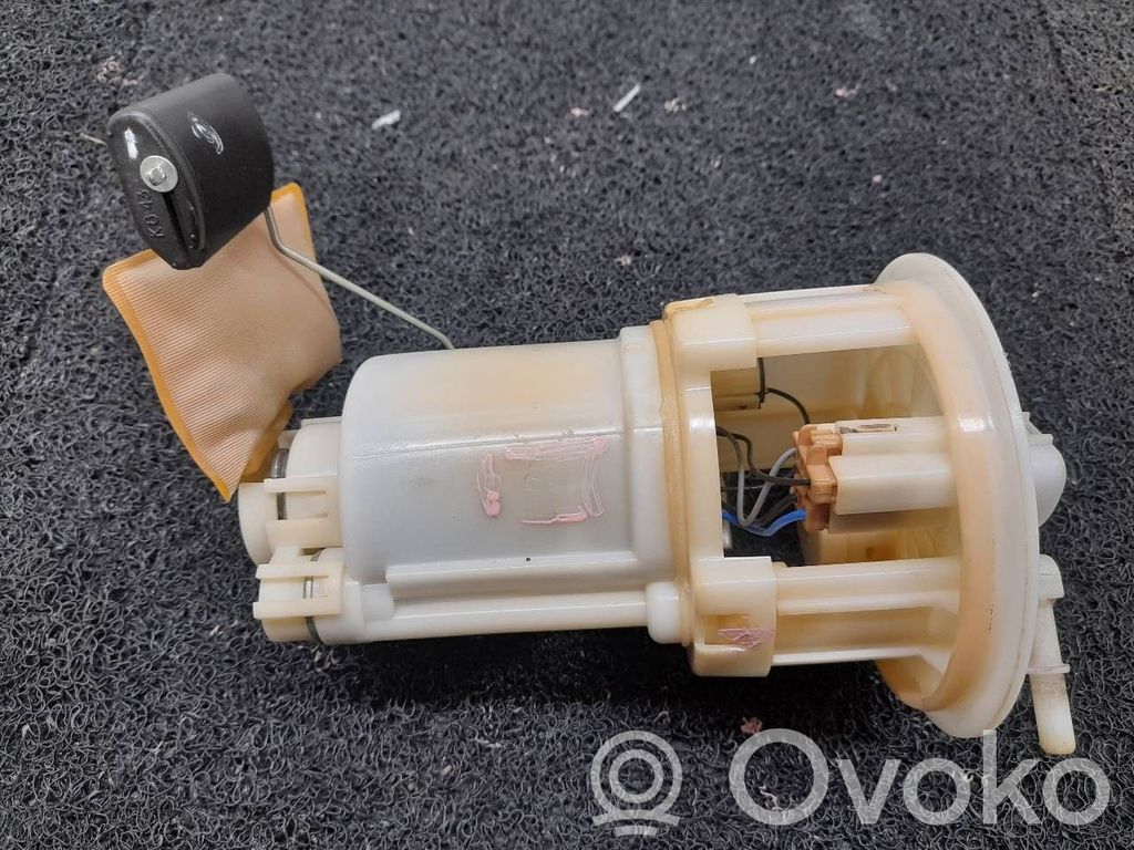 KIA Rio Bomba interna de combustible 