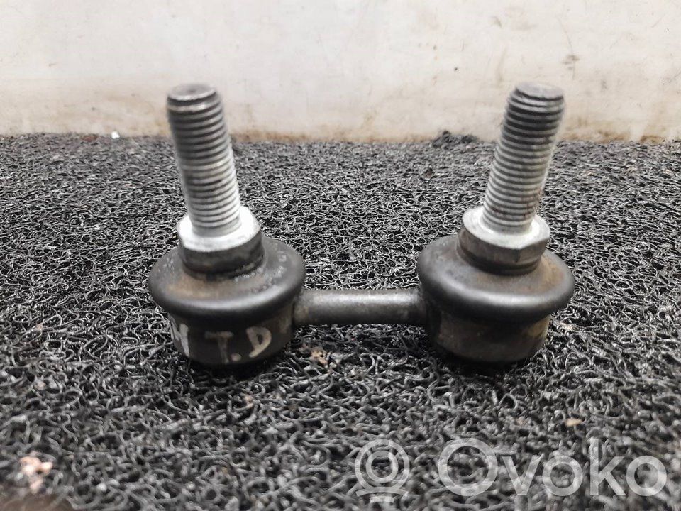 Rear control arm