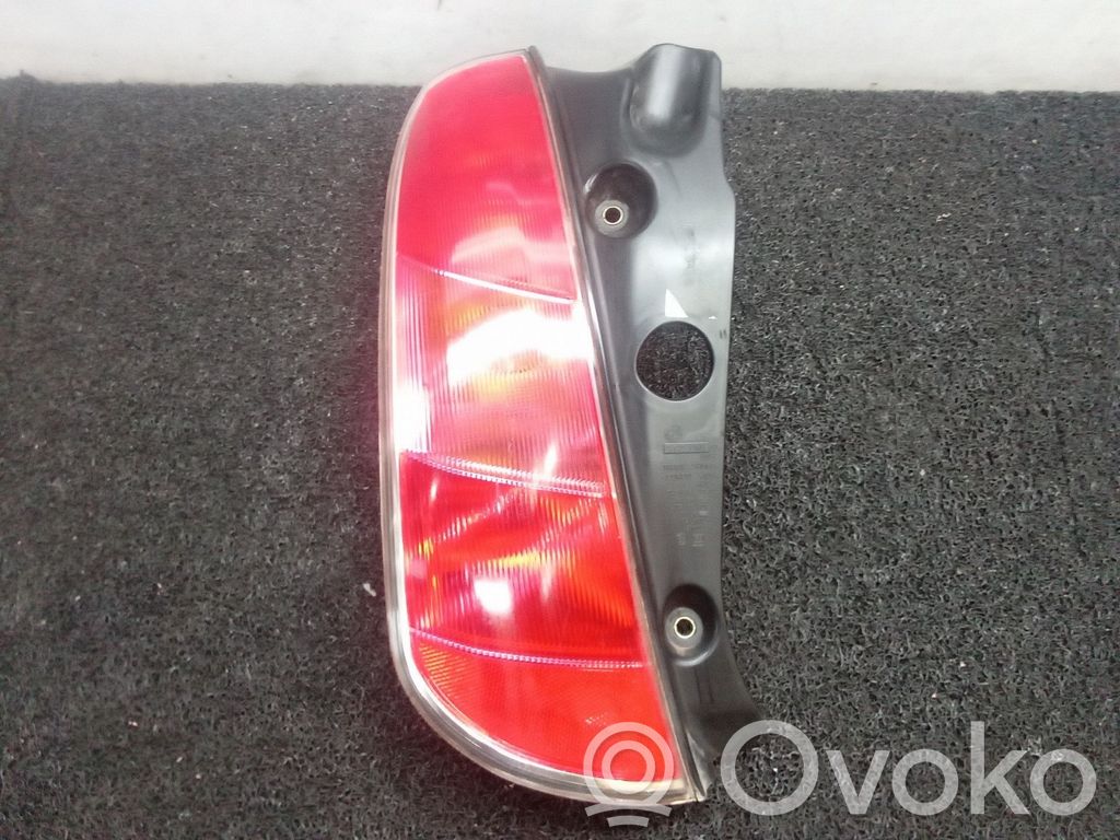 Lampa tylna