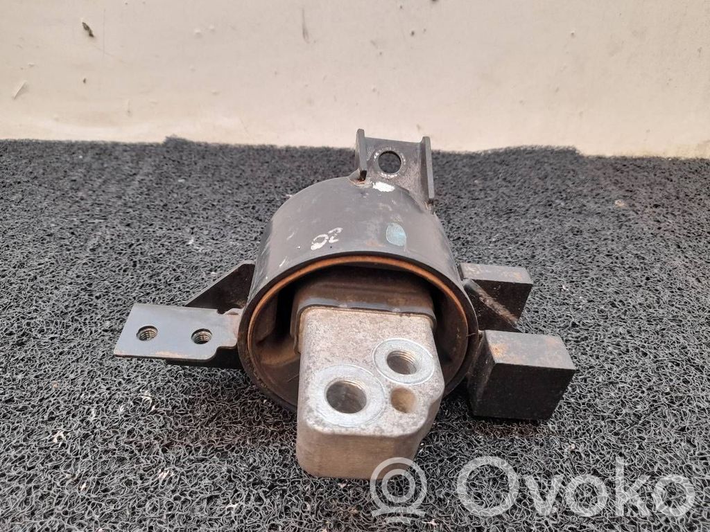 KIA Rio Gearbox mount 