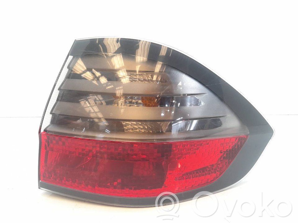 Rear/tail lights