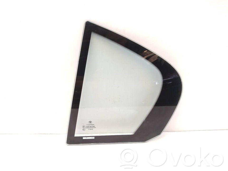 Ventanilla de ventilación de la puerta trasera   43R001582