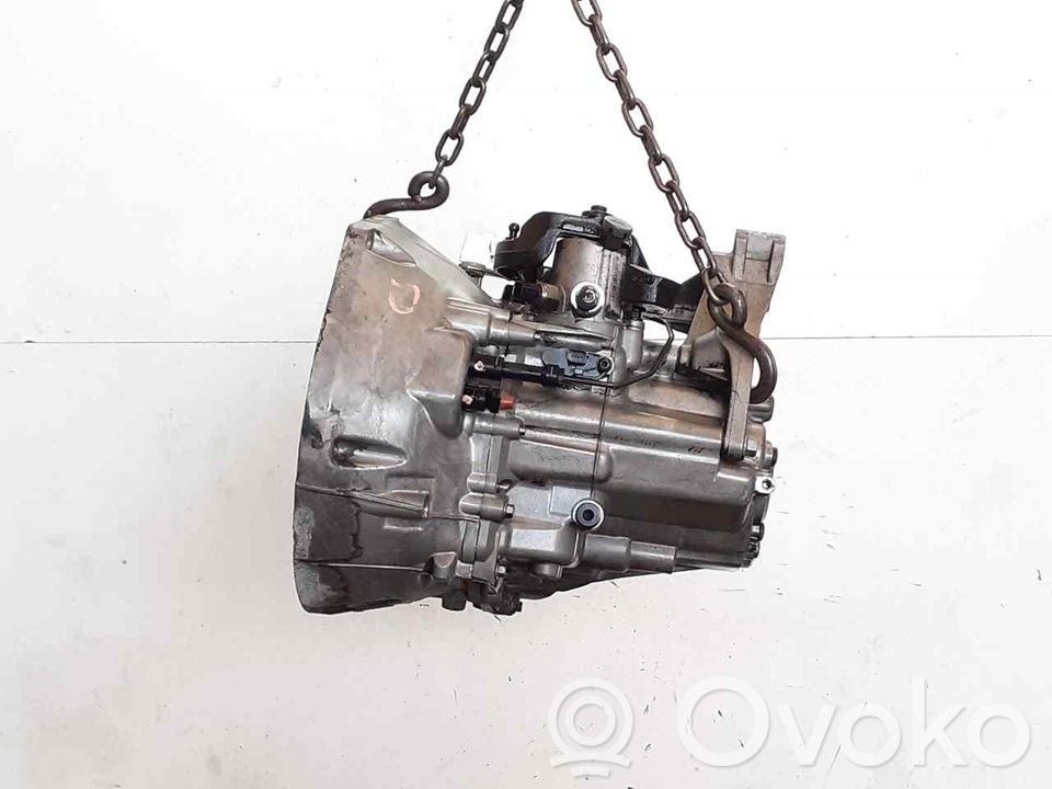 5 Gang Schaltgetriebe   CV6R7002PF