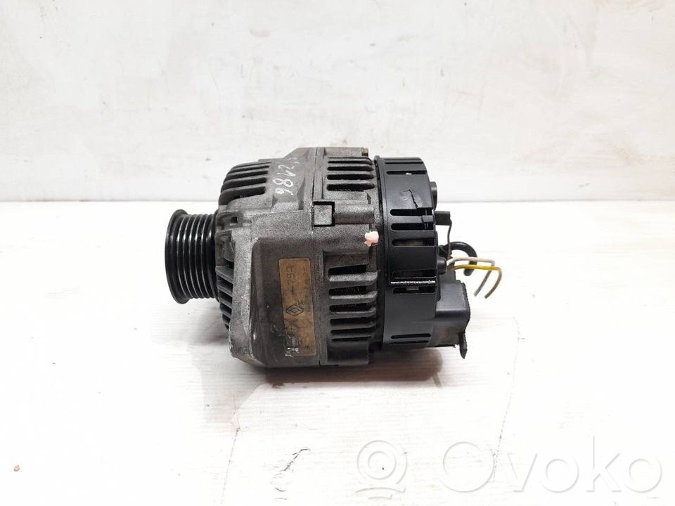 Renault Clio I Generator/alternator 