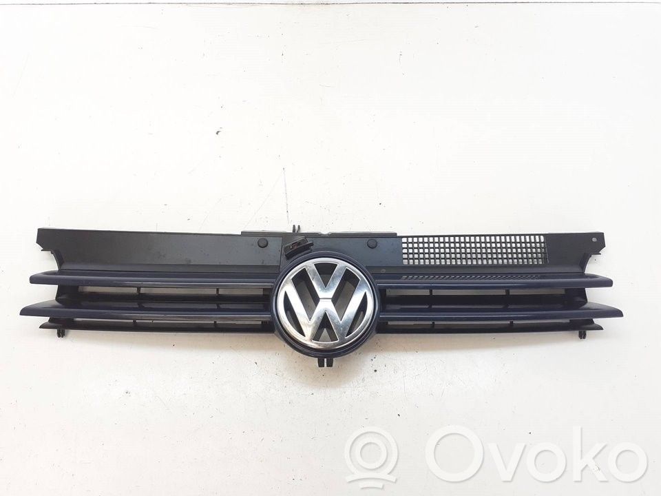 Volkswagen Golf SportWagen Grilă față 