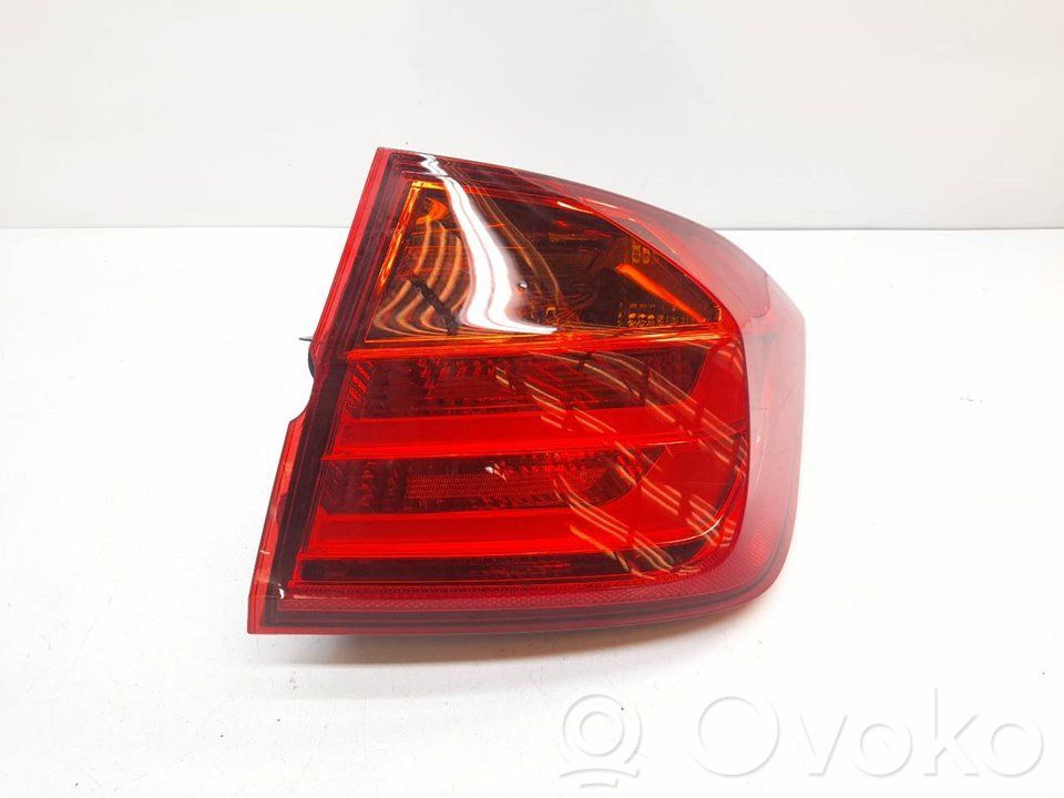 Rear/tail lights   7372784,18361112