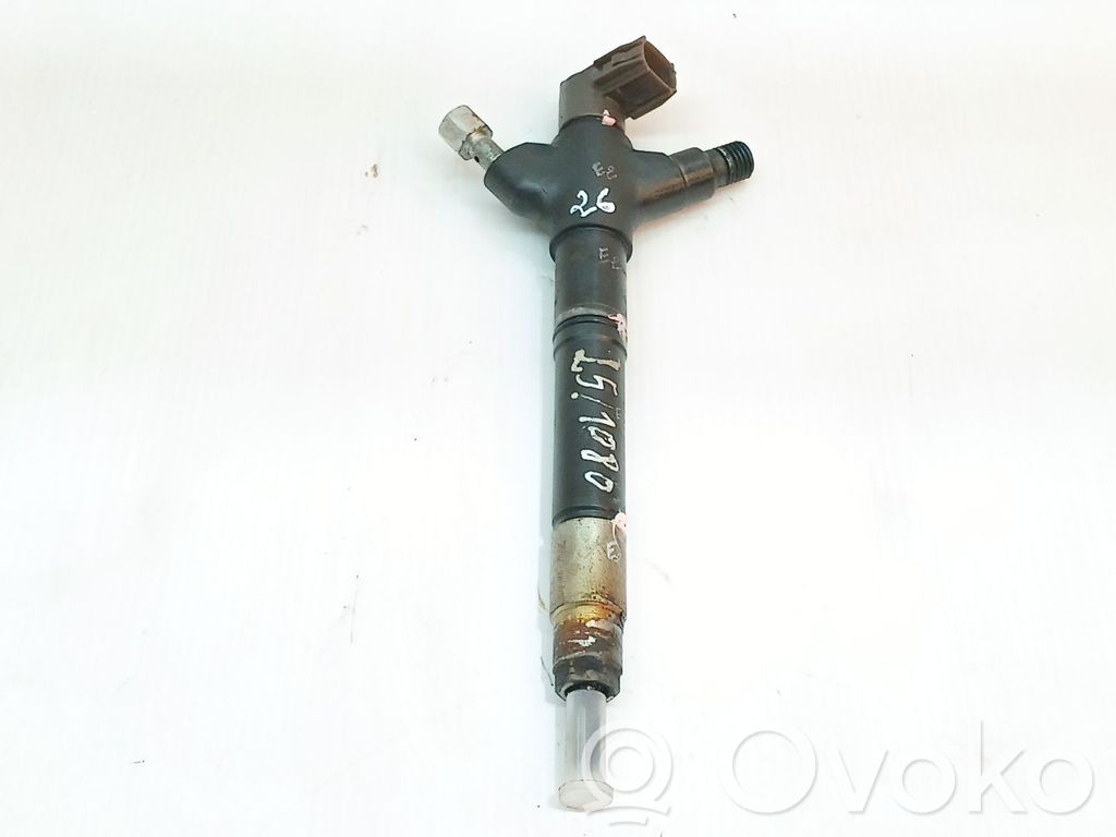 Inyector de combustible   236700R100