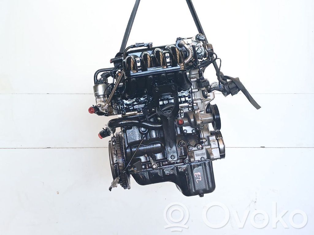 Двигатель   B12D1