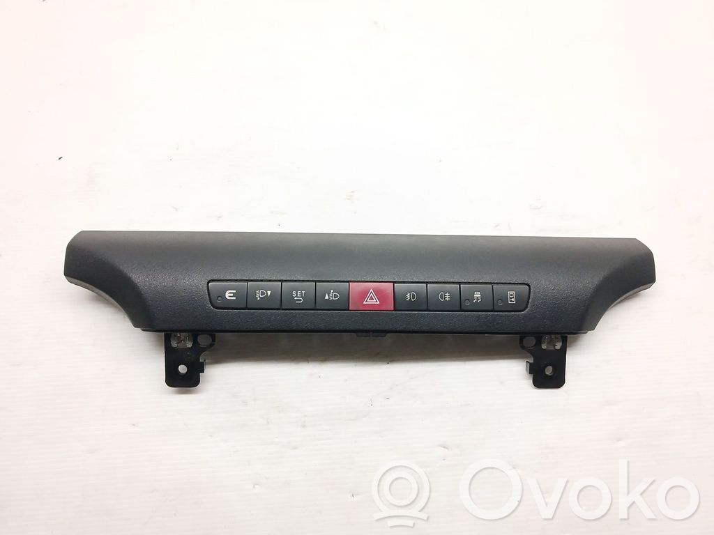 Iveco Daily 6th gen Botón interruptor de luz de peligro 