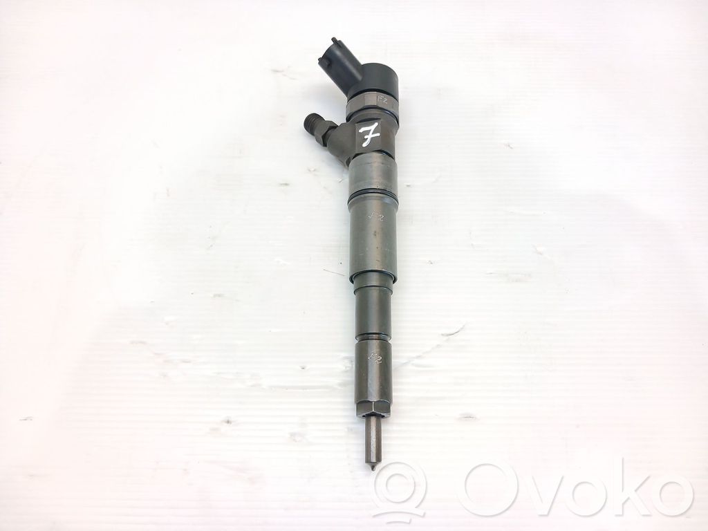 Inyector de combustible   0445110047