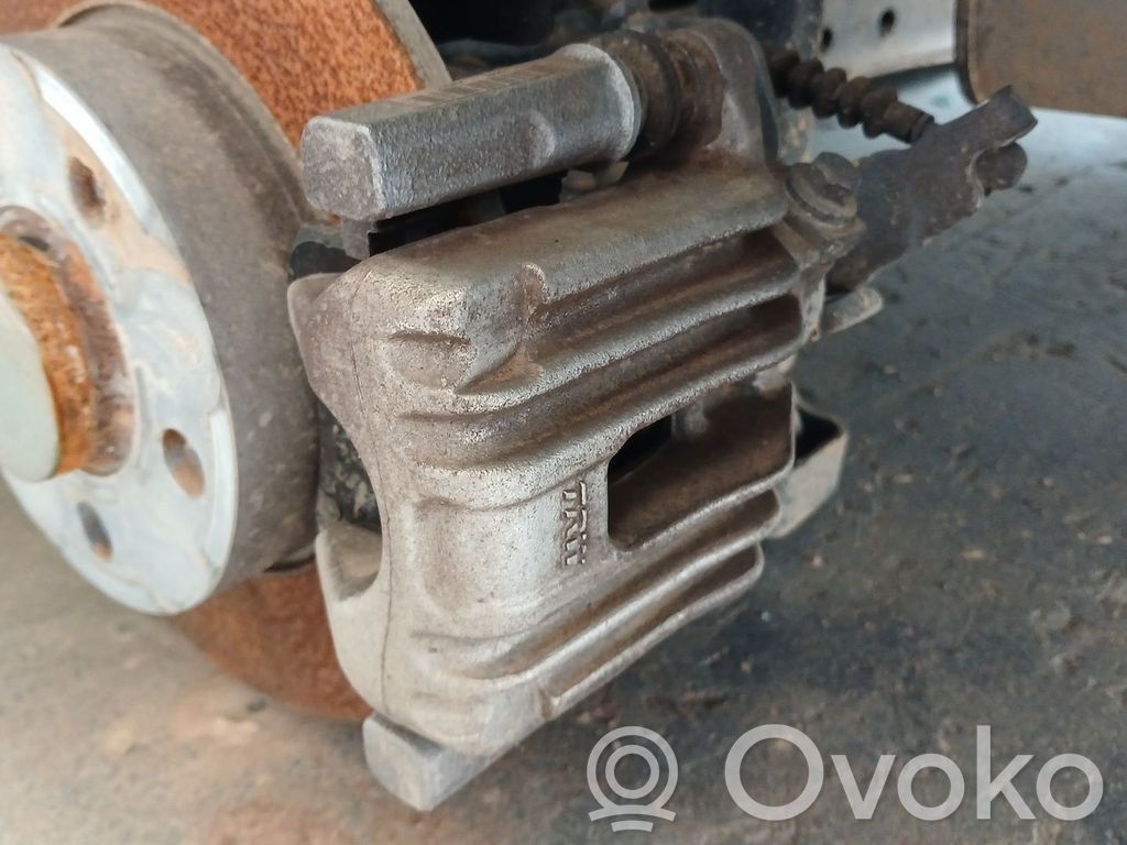 Volkswagen Taigo Pinza del freno posteriore