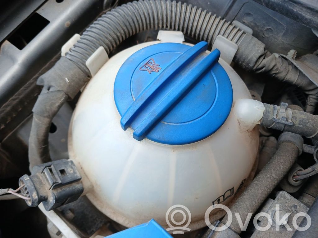 Volkswagen Golf SportWagen Zbiornik wyrównawczy paliwa 