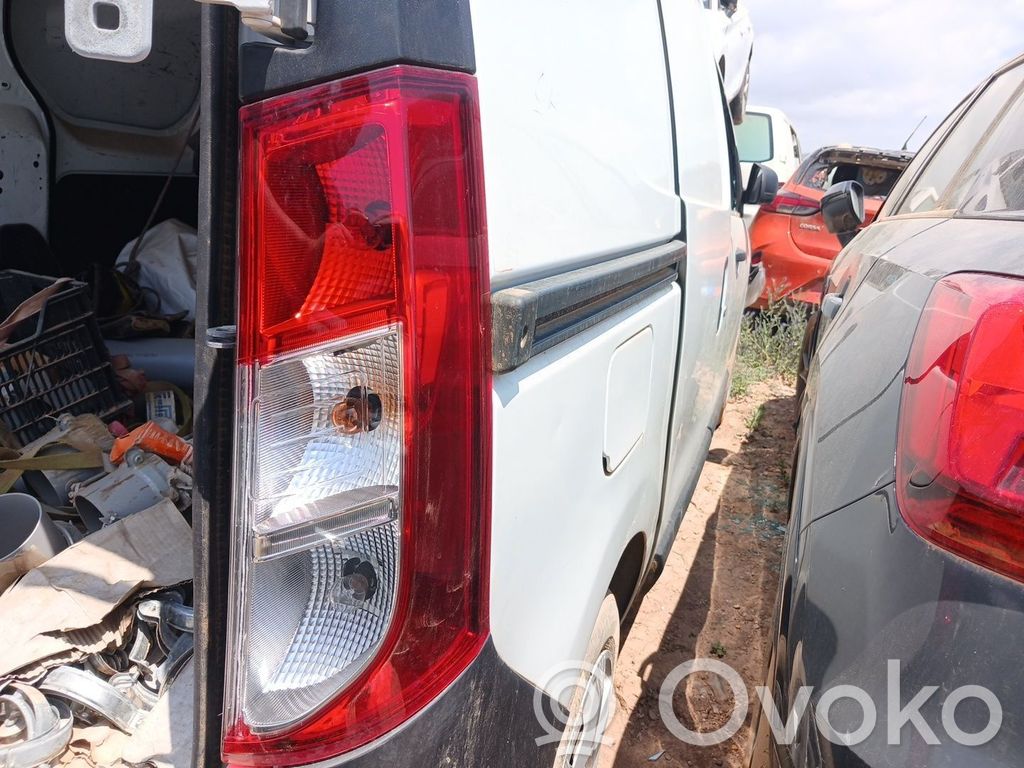 Dacia Dokker Luci posteriori